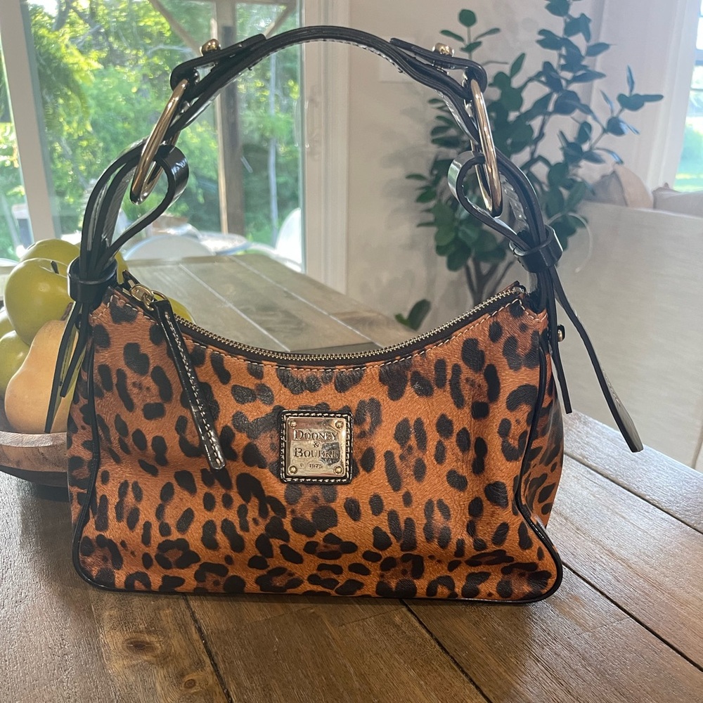 Very Rare Dooney & Bourke purse